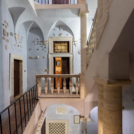 Iflat Elegant And Luxury Apartment Near Pantheon Rome Bagian luar foto
