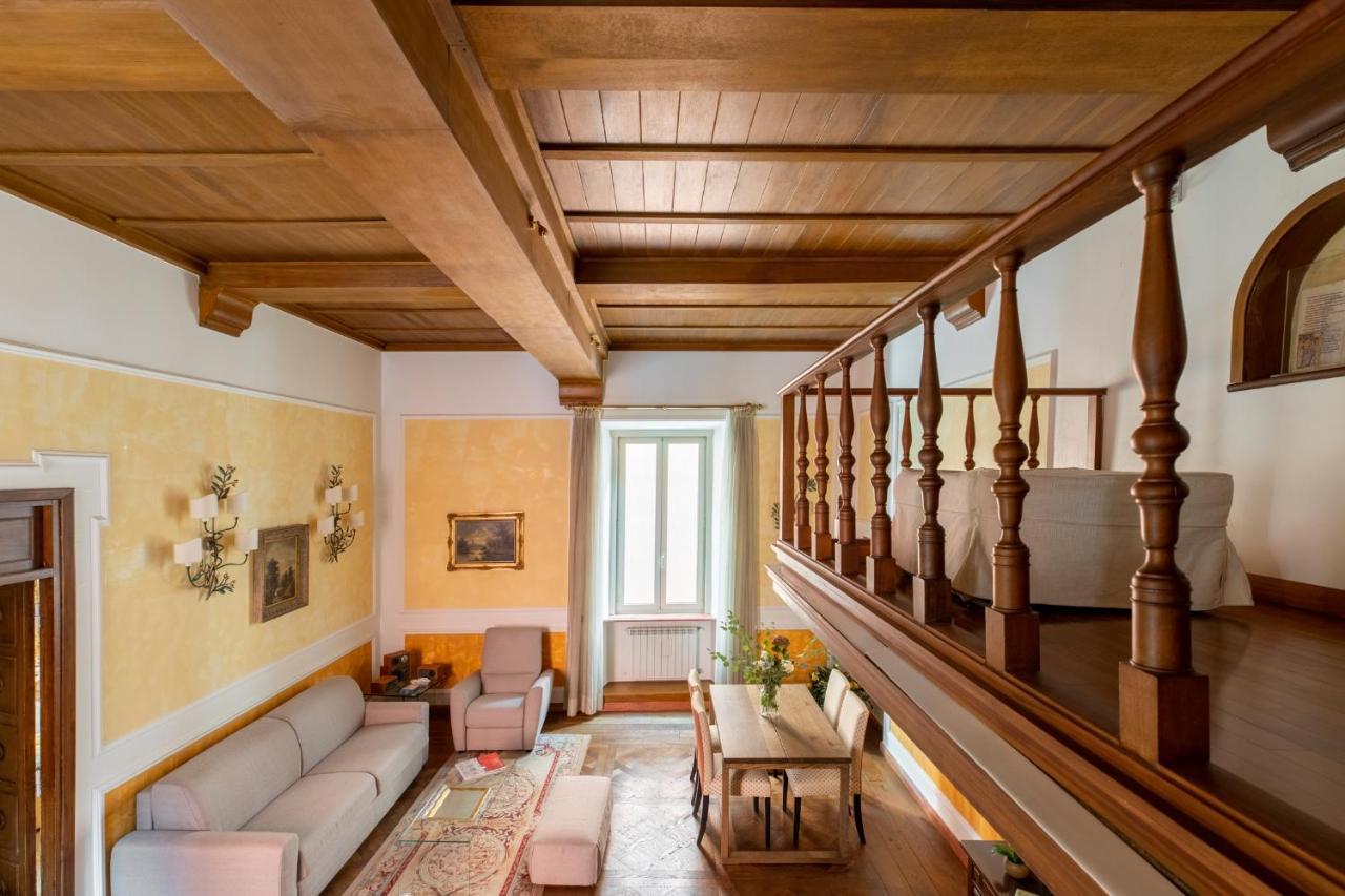 Iflat Elegant And Luxury Apartment Near Pantheon Rome Bagian luar foto