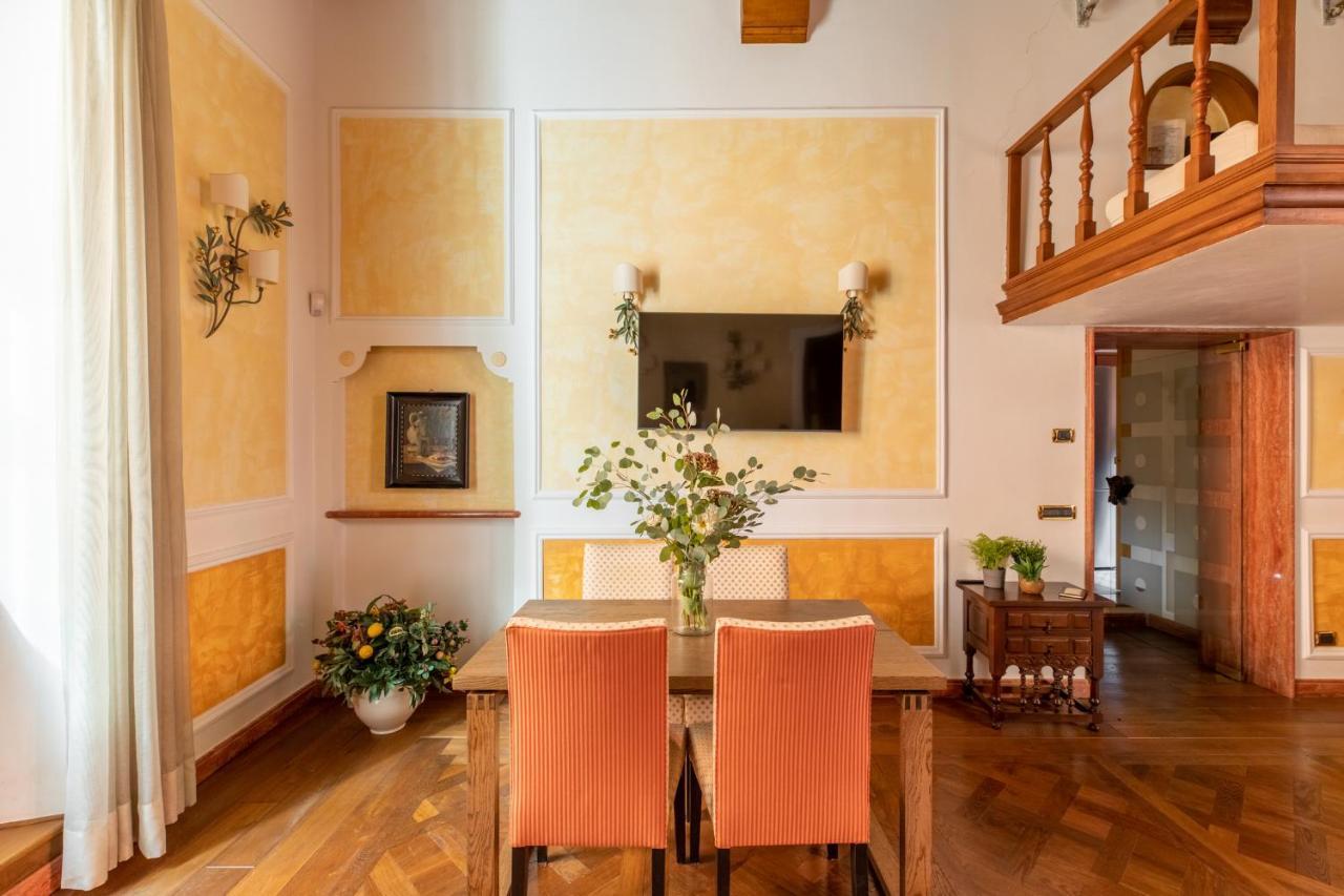 Iflat Elegant And Luxury Apartment Near Pantheon Rome Bagian luar foto