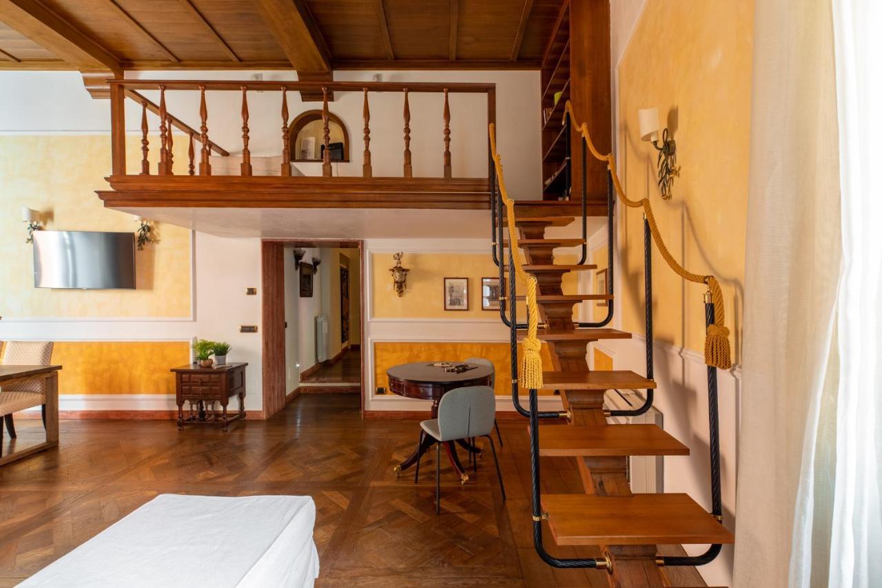 Iflat Elegant And Luxury Apartment Near Pantheon Rome Bagian luar foto