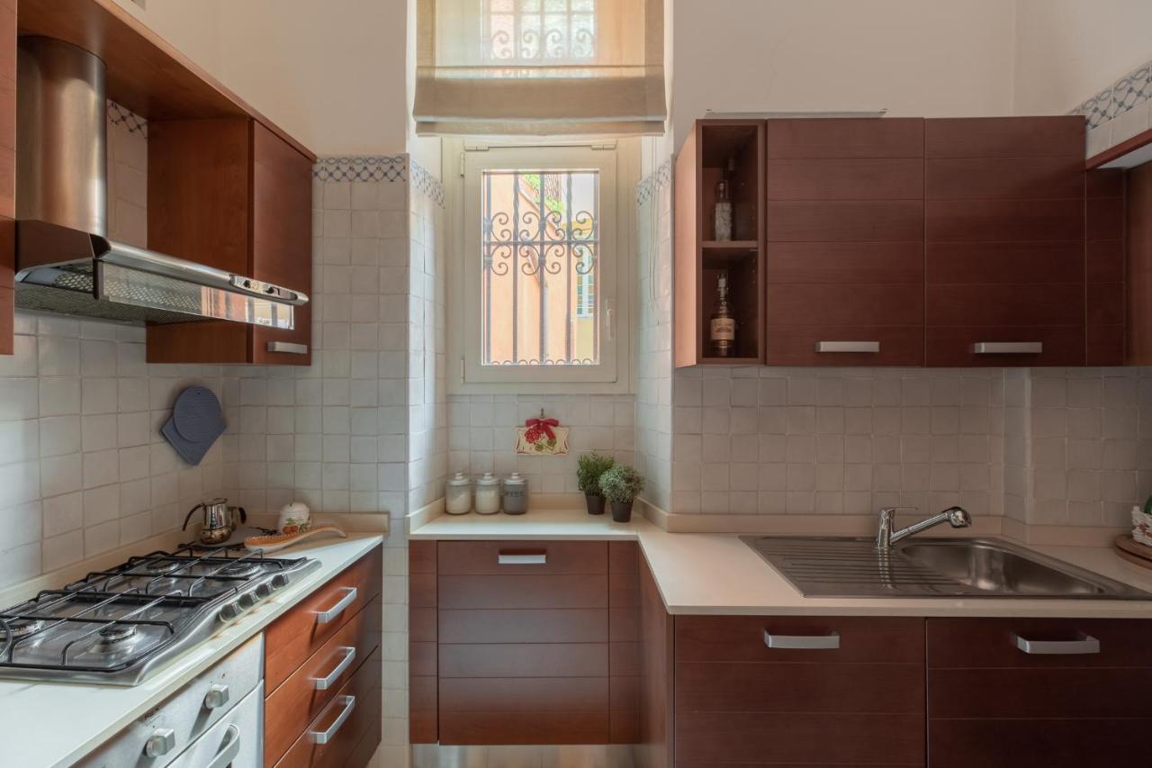 Iflat Elegant And Luxury Apartment Near Pantheon Rome Bagian luar foto