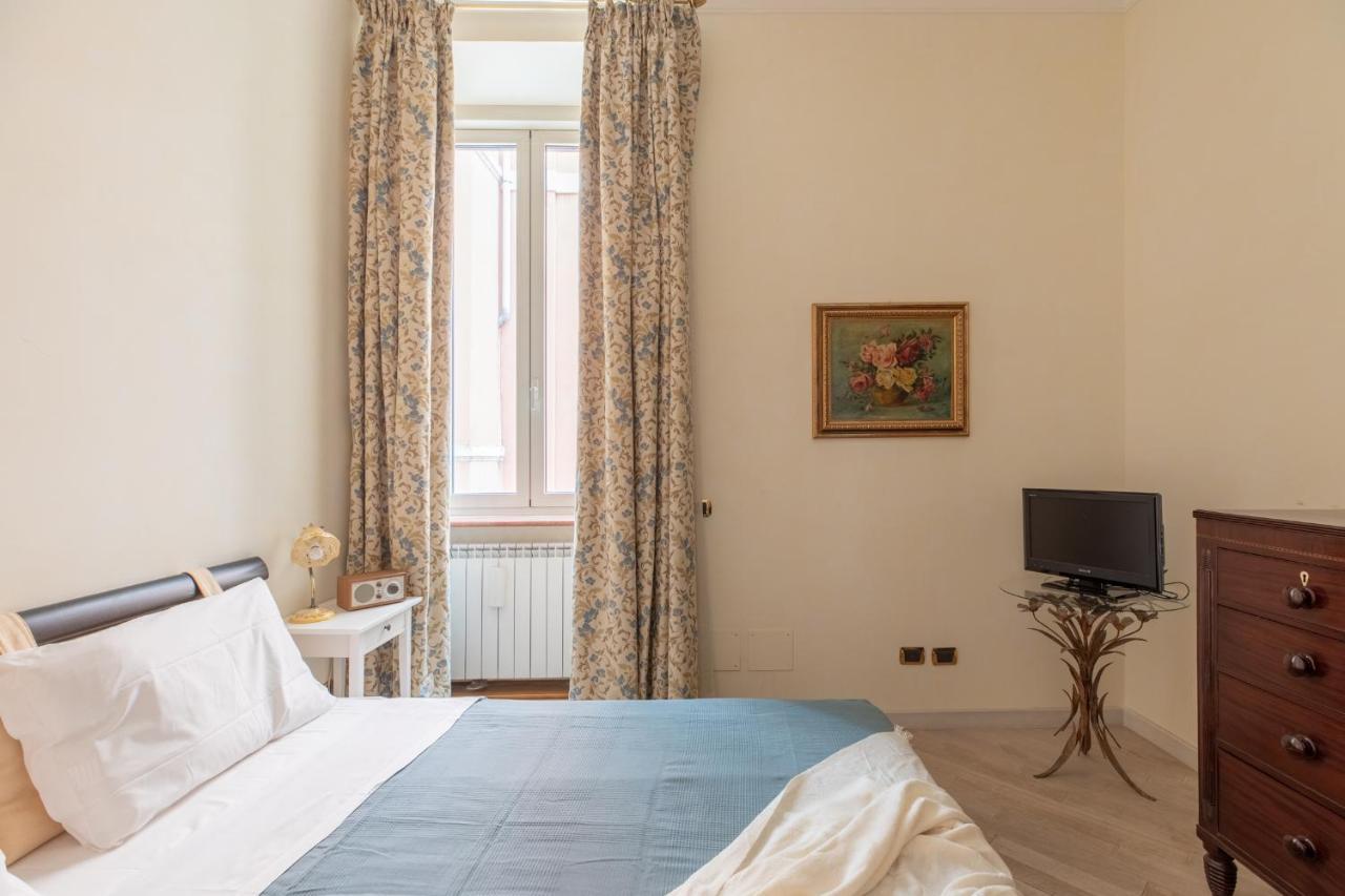 Iflat Elegant And Luxury Apartment Near Pantheon Rome Bagian luar foto
