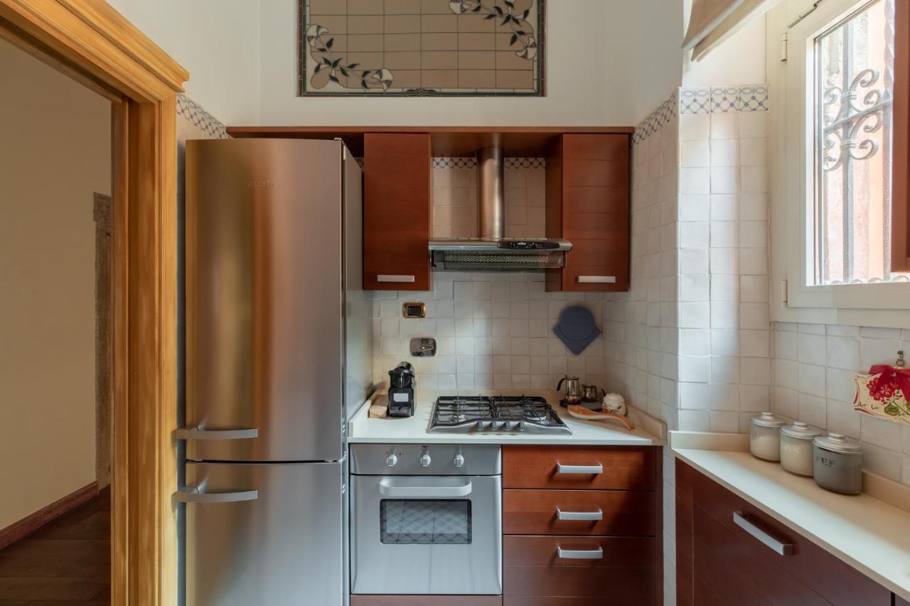 Iflat Elegant And Luxury Apartment Near Pantheon Rome Bagian luar foto
